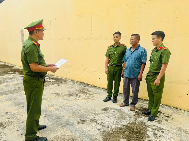 Ông Ngô Văn Cao tại cơ quan công an. Ảnh: Thanh Tuấn 